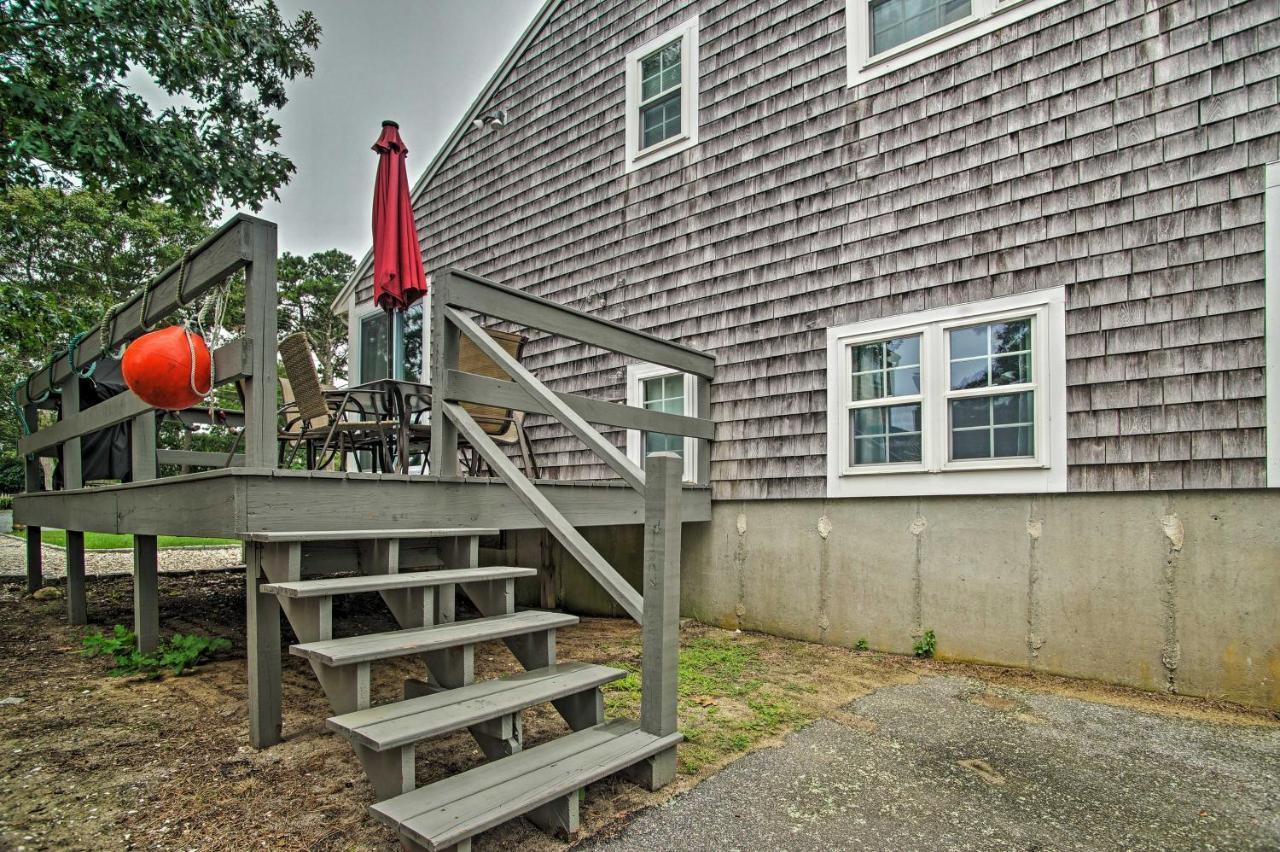 Quaint Dennis Home With Deck And Grill, Walk To Beach! Exterior photo